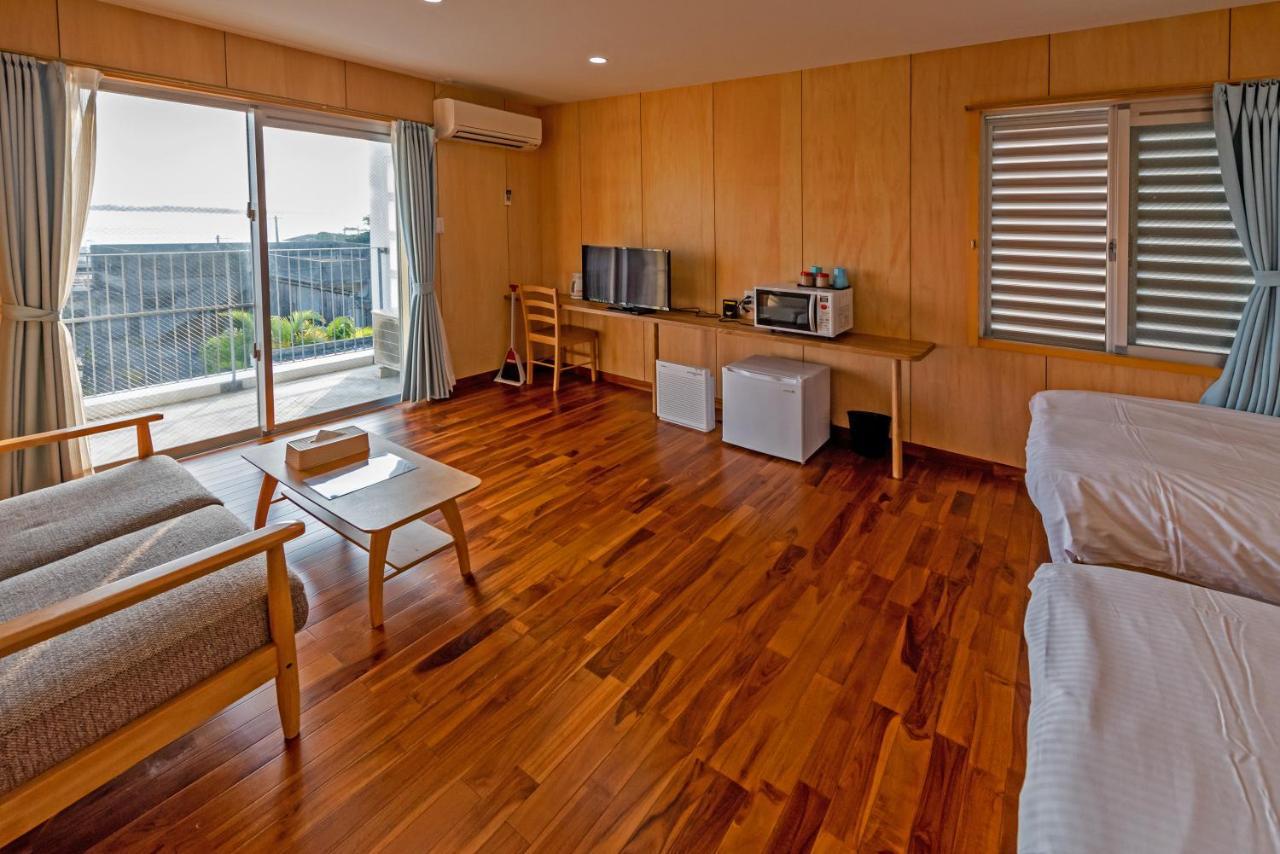 Guest House Kawamitsu Miyakojima  Exteriör bild