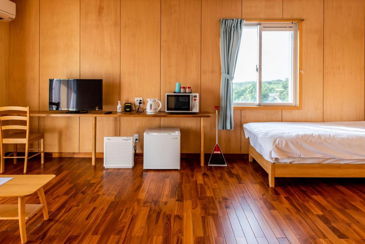 Guest House Kawamitsu Miyakojima  Exteriör bild